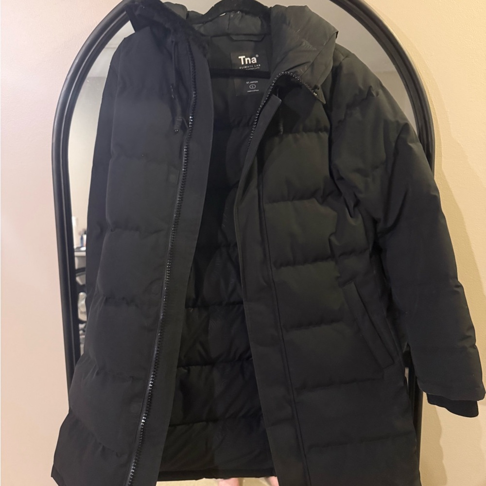TNA Black Puffer St. Anton Jacket